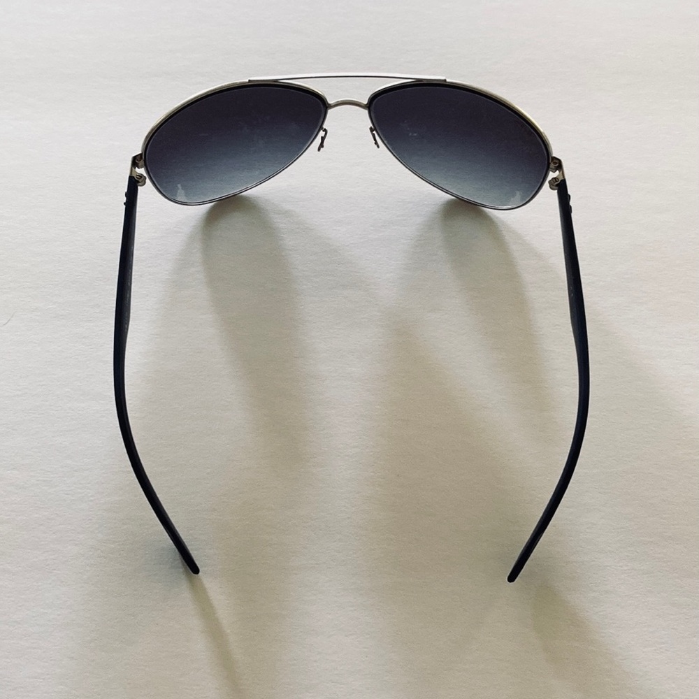 Ray-Ban Aviator Sunglasses - Picture 5 of 8